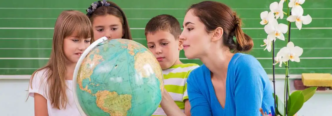 Metodologia e Ensino de Geografia Metodologia e Ensino de Geografia